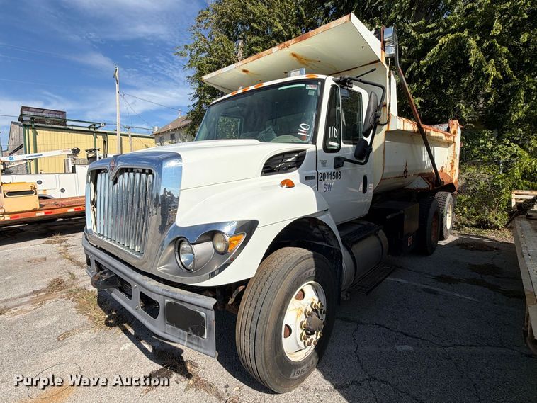 image for item FU5094 2011 International WorkStar 7400 dump truck