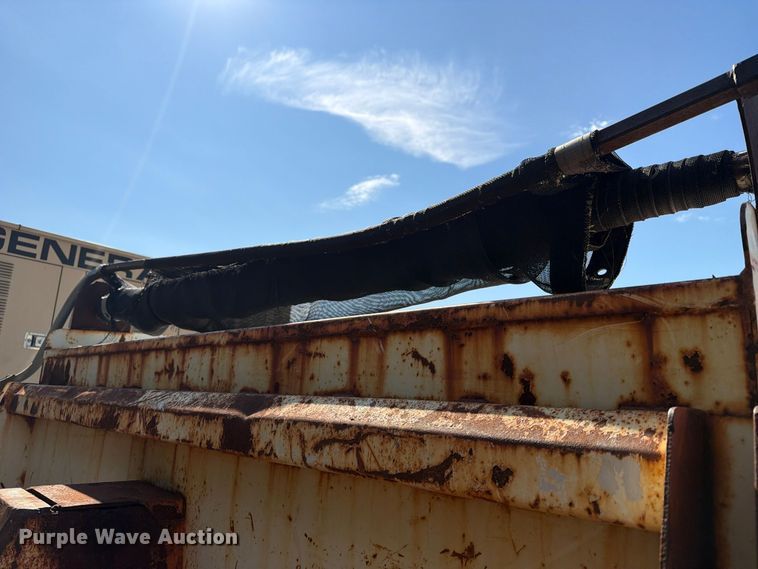 image for item FU5094 2011 International WorkStar 7400 dump truck