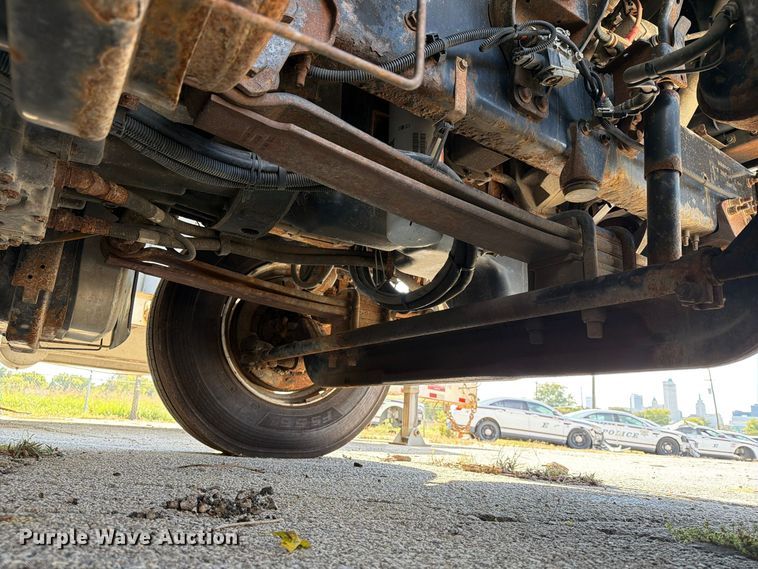 image for item FU5094 2011 International WorkStar 7400 dump truck