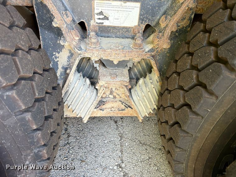 image for item FU5094 2011 International WorkStar 7400 dump truck