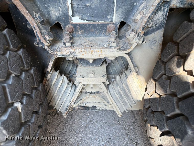 image for item FU5094 2011 International WorkStar 7400 dump truck
