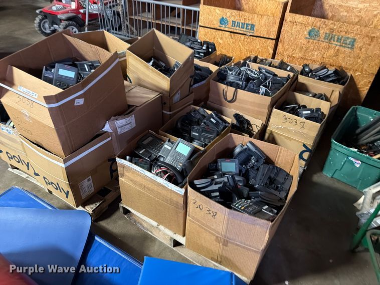 image for item FU5098 (4) pallets of Avaya phones