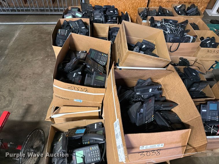 image for item FU5098 (4) pallets of Avaya phones
