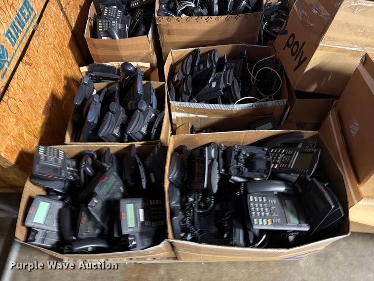 image for item FU5098 (4) pallets of Avaya phones