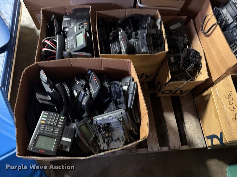 image for item FU5098 (4) pallets of Avaya phones