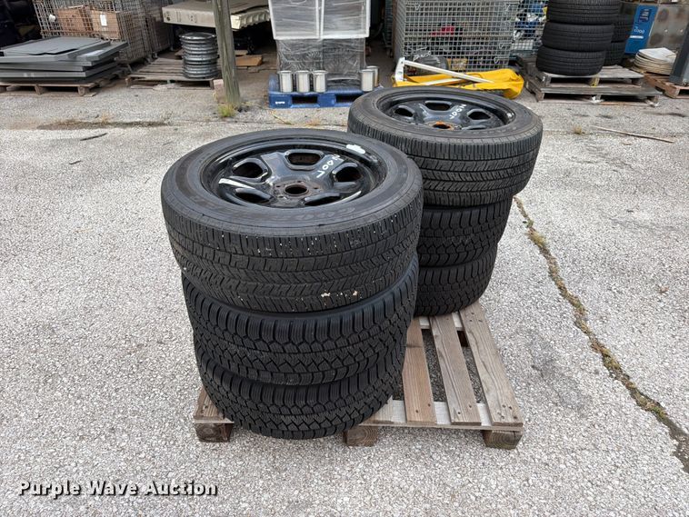 image for item FU5099 (6) 245/55R18 Goodyear Eagle tires and wheels