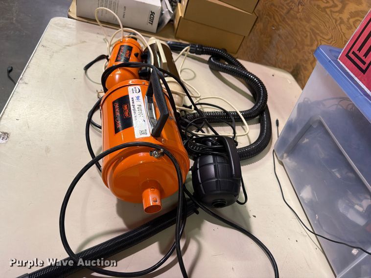 image for item FU5104 Metro air pump