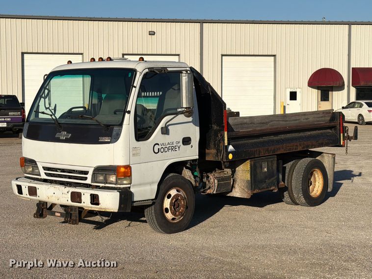image for item FU8502 1999 Chevrolet W4 dump truck