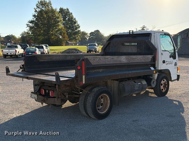 image for item FU8502 1999 Chevrolet W4 dump truck