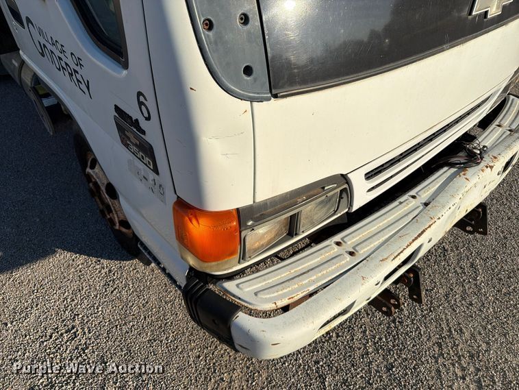 image for item FU8502 1999 Chevrolet W4 dump truck