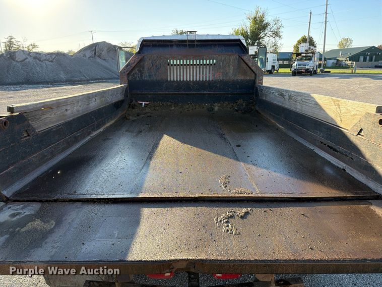image for item FU8502 1999 Chevrolet W4 dump truck
