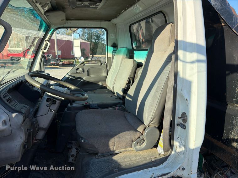 image for item FU8502 1999 Chevrolet W4 dump truck