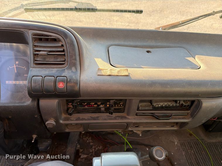 image for item FU8502 1999 Chevrolet W4 dump truck