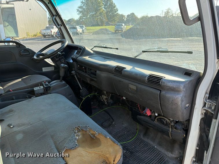 image for item FU8502 1999 Chevrolet W4 dump truck