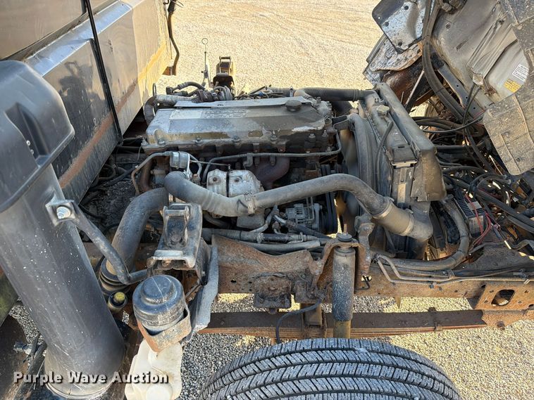 image for item FU8502 1999 Chevrolet W4 dump truck