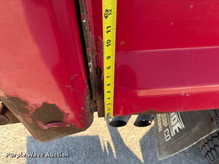 image for item FU8504 2012 Ford F550 Super Duty XL dump truck