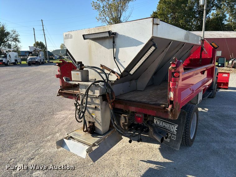 image for item FU8504 2012 Ford F550 Super Duty XL dump truck