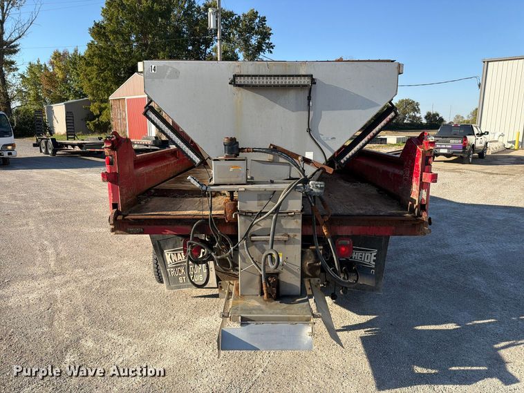 image for item FU8504 2012 Ford F550 Super Duty XL dump truck