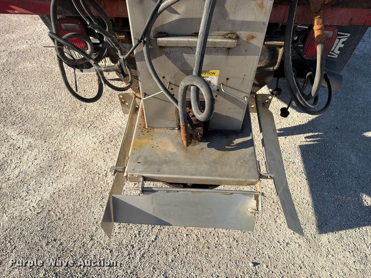 image for item FU8504 2012 Ford F550 Super Duty XL dump truck