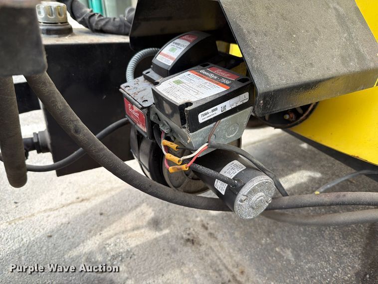 image for item FU8511 2013 Stepp OJK-125 melter applicator