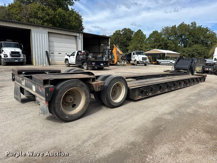 image for item FV2034 2009 Etnyre Blackhawk PRTN35TD lowboy equipment trailer