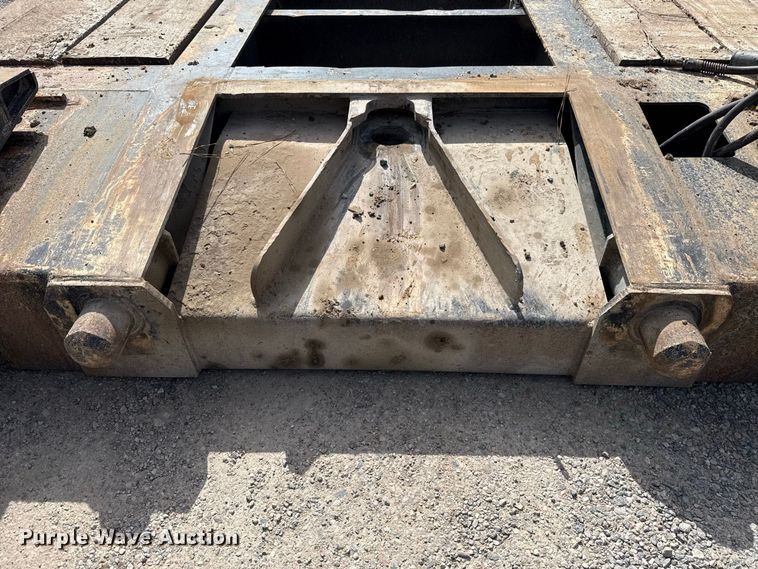 image for item FV2034 2009 Etnyre Blackhawk PRTN35TD lowboy equipment trailer