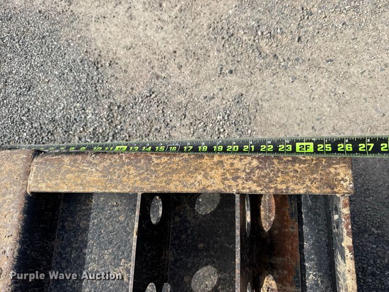 image for item FV2034 2009 Etnyre Blackhawk PRTN35TD lowboy equipment trailer