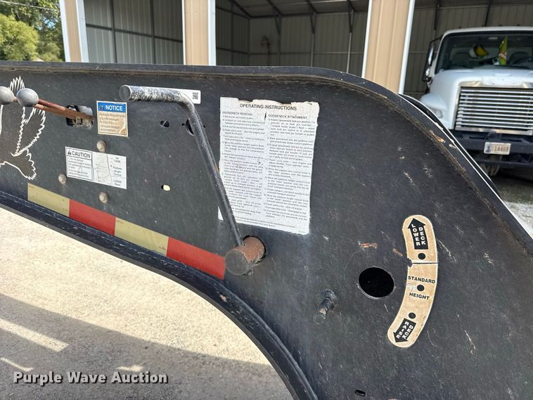 image for item FV2034 2009 Etnyre Blackhawk PRTN35TD lowboy equipment trailer