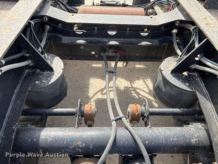 image for item FV2034 2009 Etnyre Blackhawk PRTN35TD lowboy equipment trailer