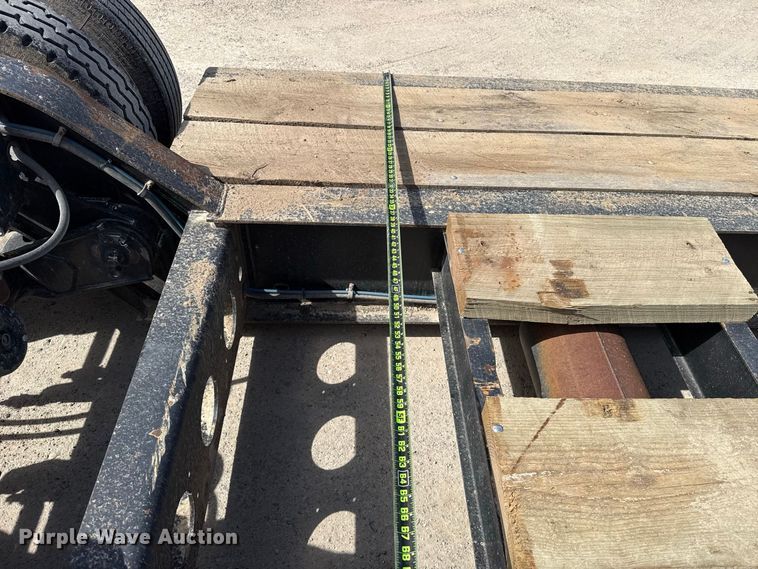 image for item FV2034 2009 Etnyre Blackhawk PRTN35TD lowboy equipment trailer