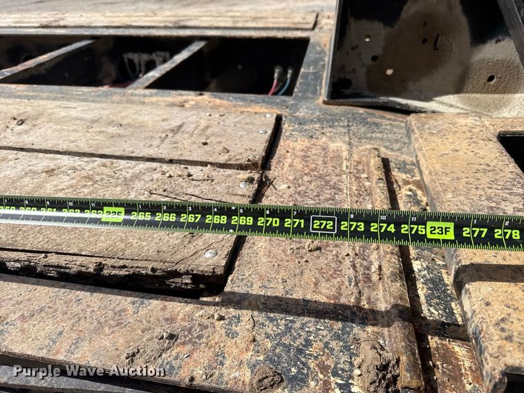 image for item FV2034 2009 Etnyre Blackhawk PRTN35TD lowboy equipment trailer