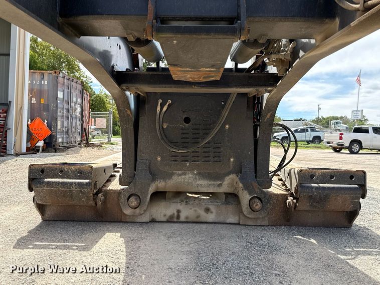 image for item FV2034 2009 Etnyre Blackhawk PRTN35TD lowboy equipment trailer