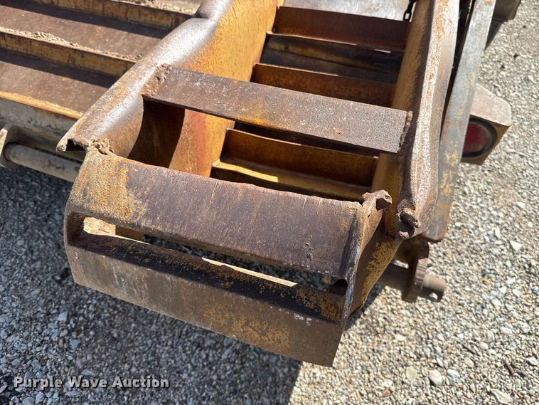 image for item FV2035 2003 Belshe T18 