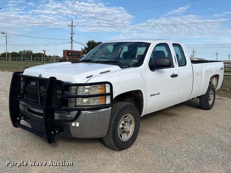 image for item FV2044 2010 Chevrolet Silverado 2500 Ext. Cab pickup truck