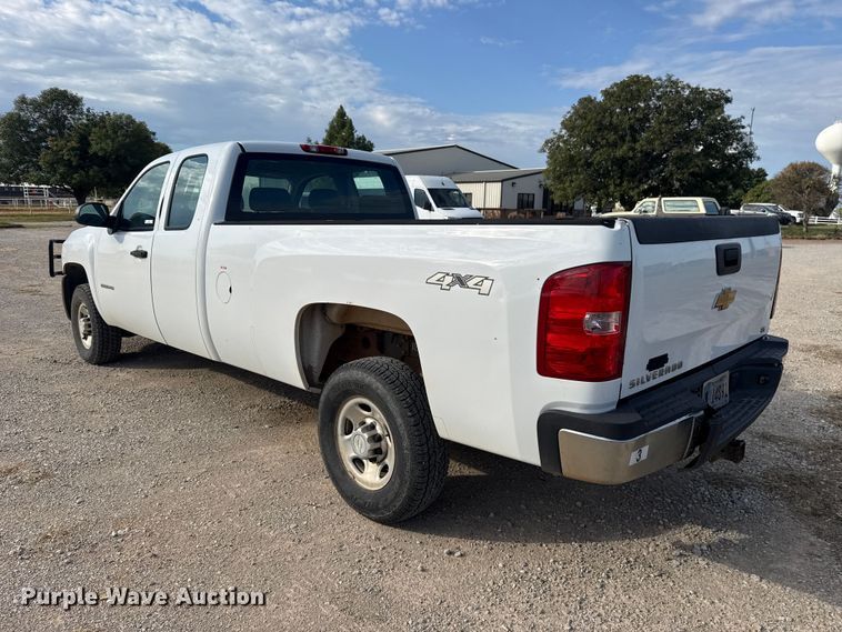 image for item FV2044 2010 Chevrolet Silverado 2500 Ext. Cab pickup truck