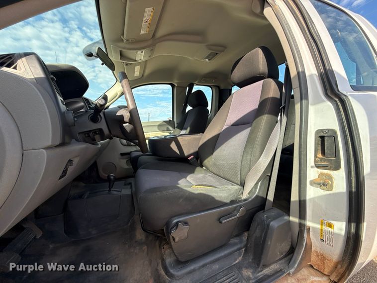 image for item FV2044 2010 Chevrolet Silverado 2500 Ext. Cab pickup truck