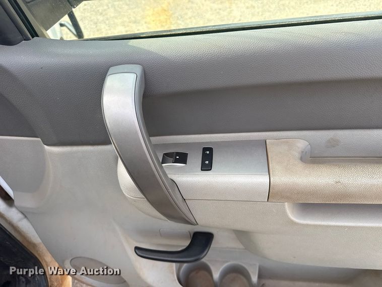 image for item FV2044 2010 Chevrolet Silverado 2500 Ext. Cab pickup truck