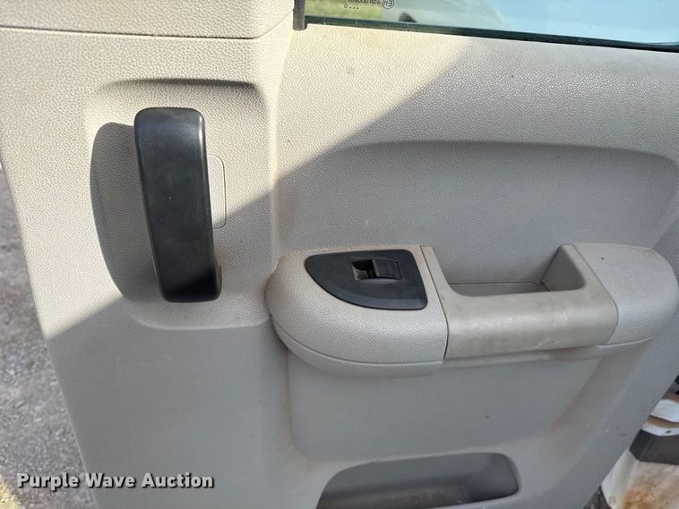 image for item FV2044 2010 Chevrolet Silverado 2500 Ext. Cab pickup truck