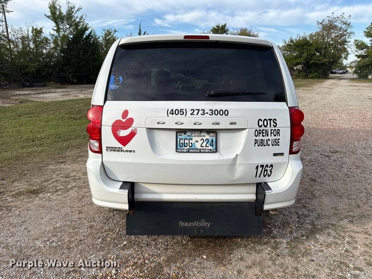 image for item FV2083 2017 Dodge Grand Caravan handicap accessible van