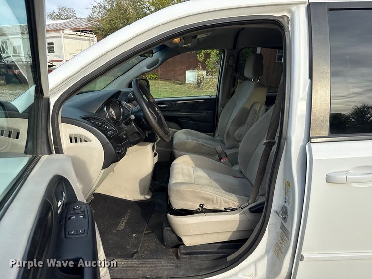 image for item FV2083 2017 Dodge Grand Caravan handicap accessible van