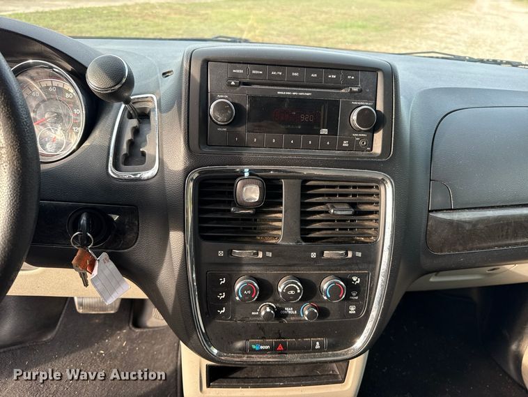 image for item FV2083 2017 Dodge Grand Caravan handicap accessible van