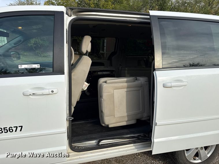image for item FV2083 2017 Dodge Grand Caravan handicap accessible van