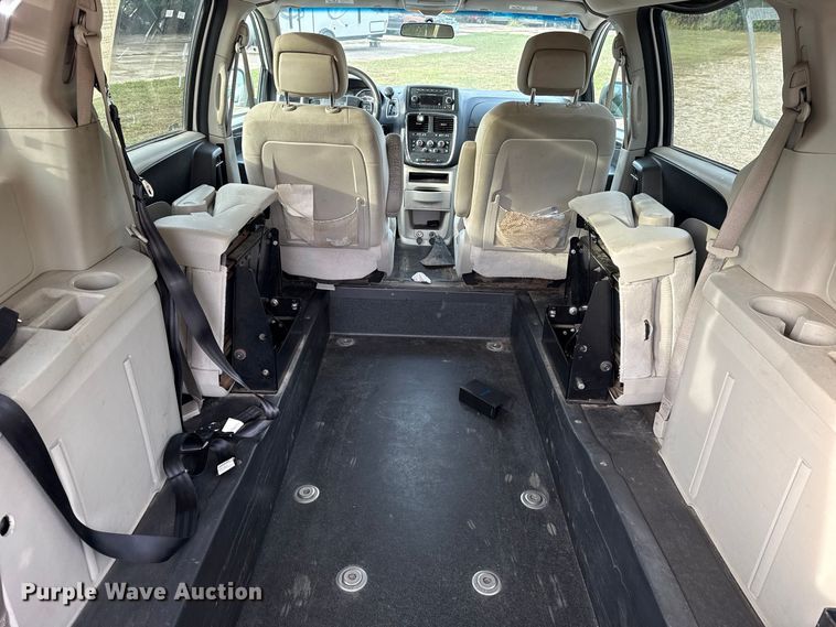 image for item FV2083 2017 Dodge Grand Caravan handicap accessible van