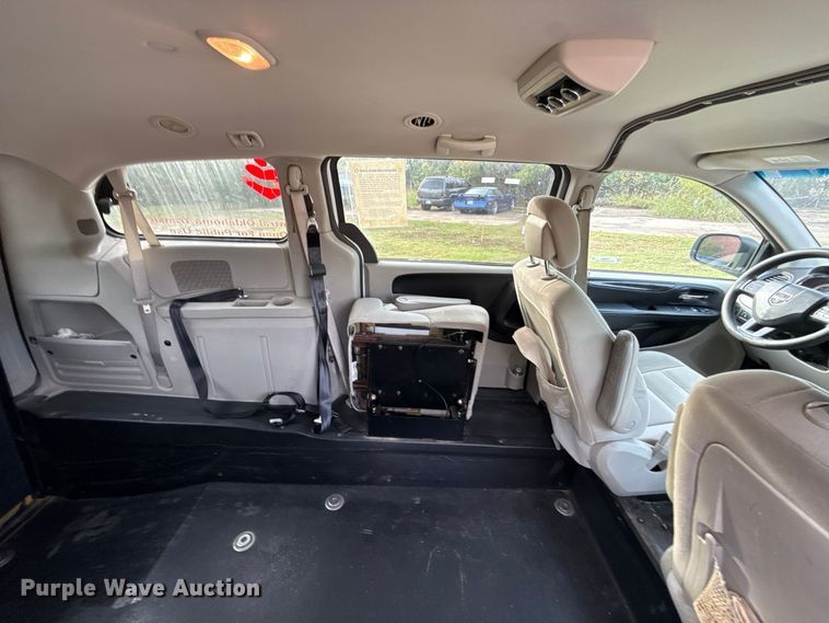 image for item FV2083 2017 Dodge Grand Caravan handicap accessible van
