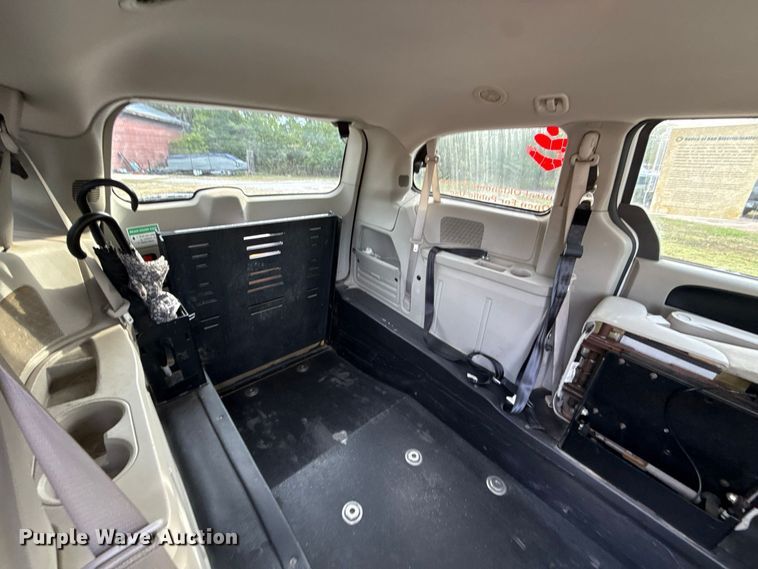 image for item FV2083 2017 Dodge Grand Caravan handicap accessible van