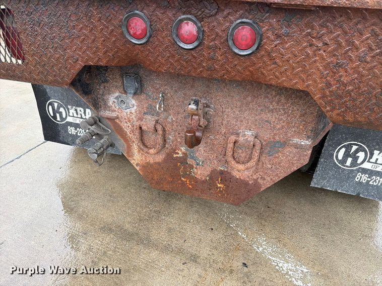 image for item NF9536 2012 International WorkStar 7300 Crew Cab flatbed truck