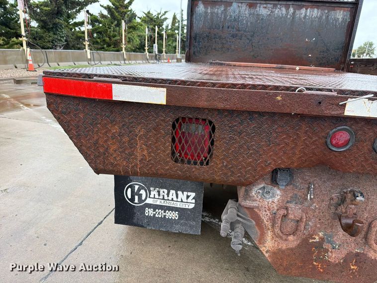 image for item NF9536 2012 International WorkStar 7300 Crew Cab flatbed truck