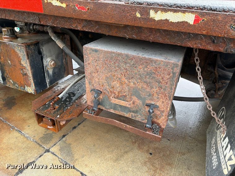 image for item NF9536 2012 International WorkStar 7300 Crew Cab flatbed truck
