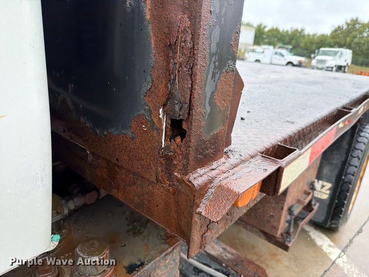 image for item NF9536 2012 International WorkStar 7300 Crew Cab flatbed truck