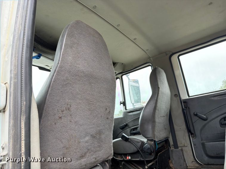 image for item NF9536 2012 International WorkStar 7300 Crew Cab flatbed truck